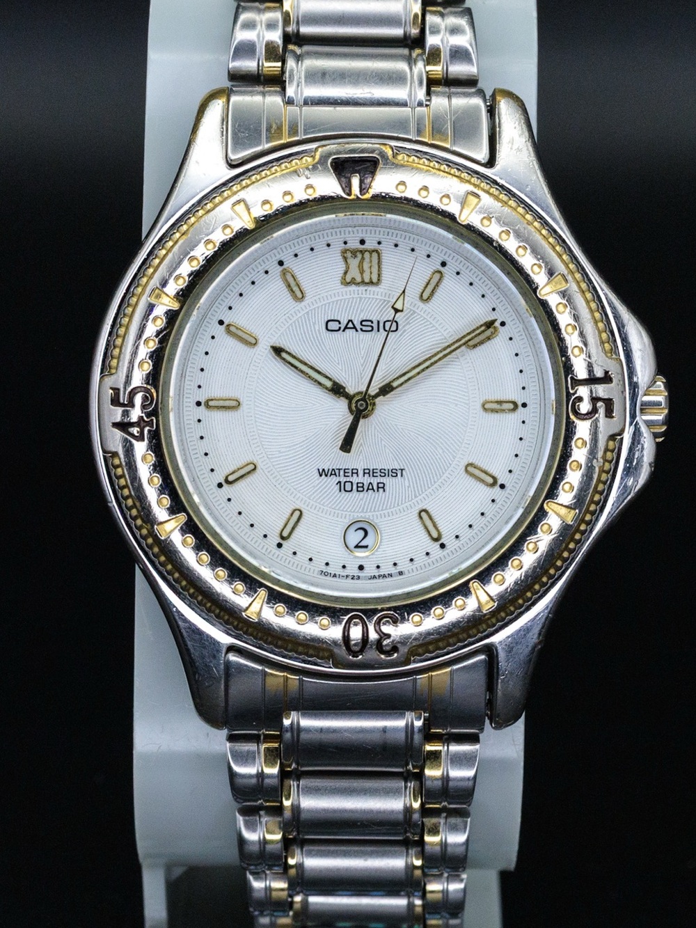 Casio Rare MD-524 Vintage 36mm JDM Import Date Dress Watch